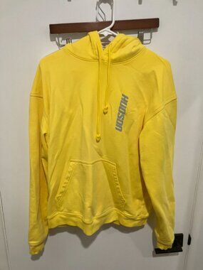 Hudson Jeans Men Yellow Pullover Hoodie Sweatshirt Diagonal Graphic Logo Medium